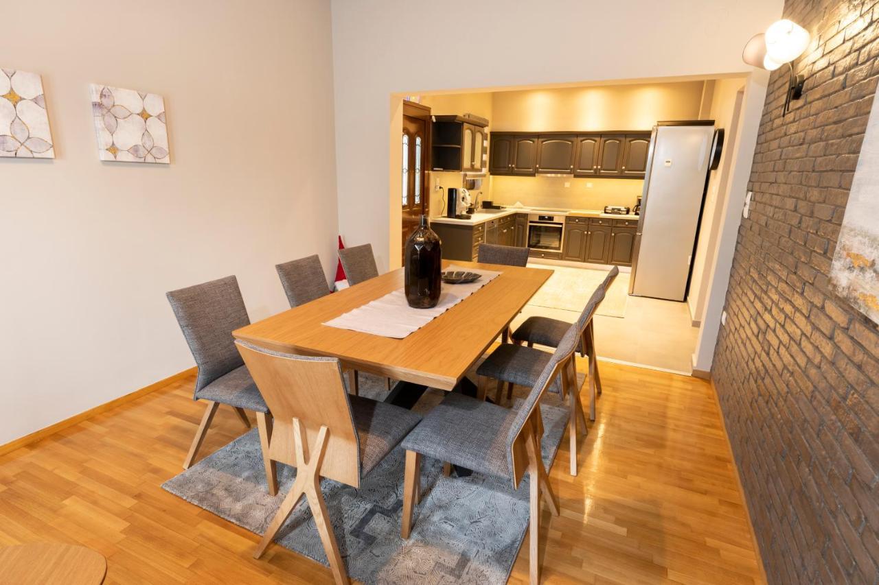Palazzo Di Meteora Apartment Калампака Екстериор снимка